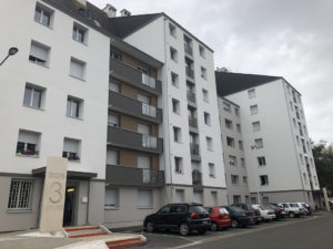 Ravalement de facade Residence Charcot a Tours - Par Euro Peinture 37 - 1